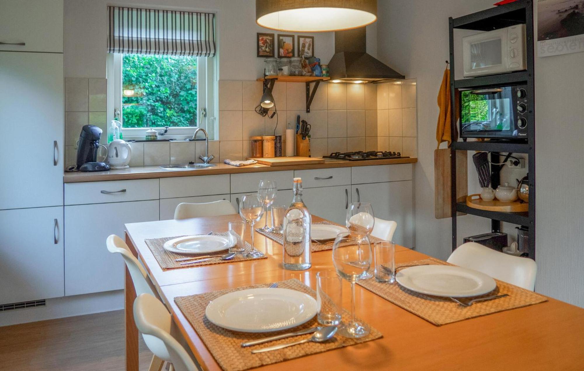 3 Bedroom Lovely Home In Zonnemaire מראה חיצוני תמונה